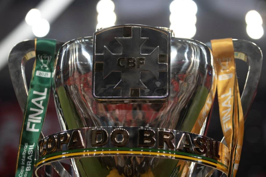Jogos de ida das quartas de finais da Copa do Brasil começam