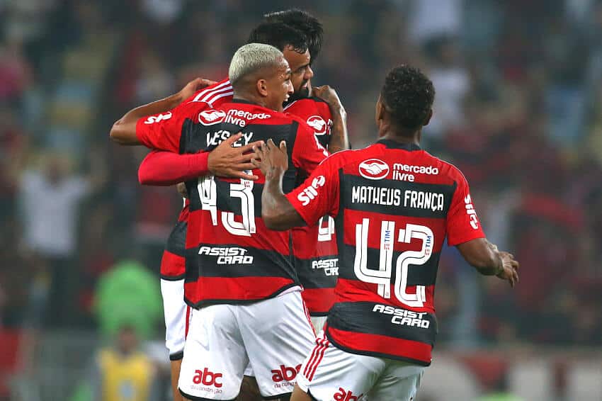Gerson joga hoje? Desfalques do Flamengo para jogo contra o Grêmio na Copa  do Brasil